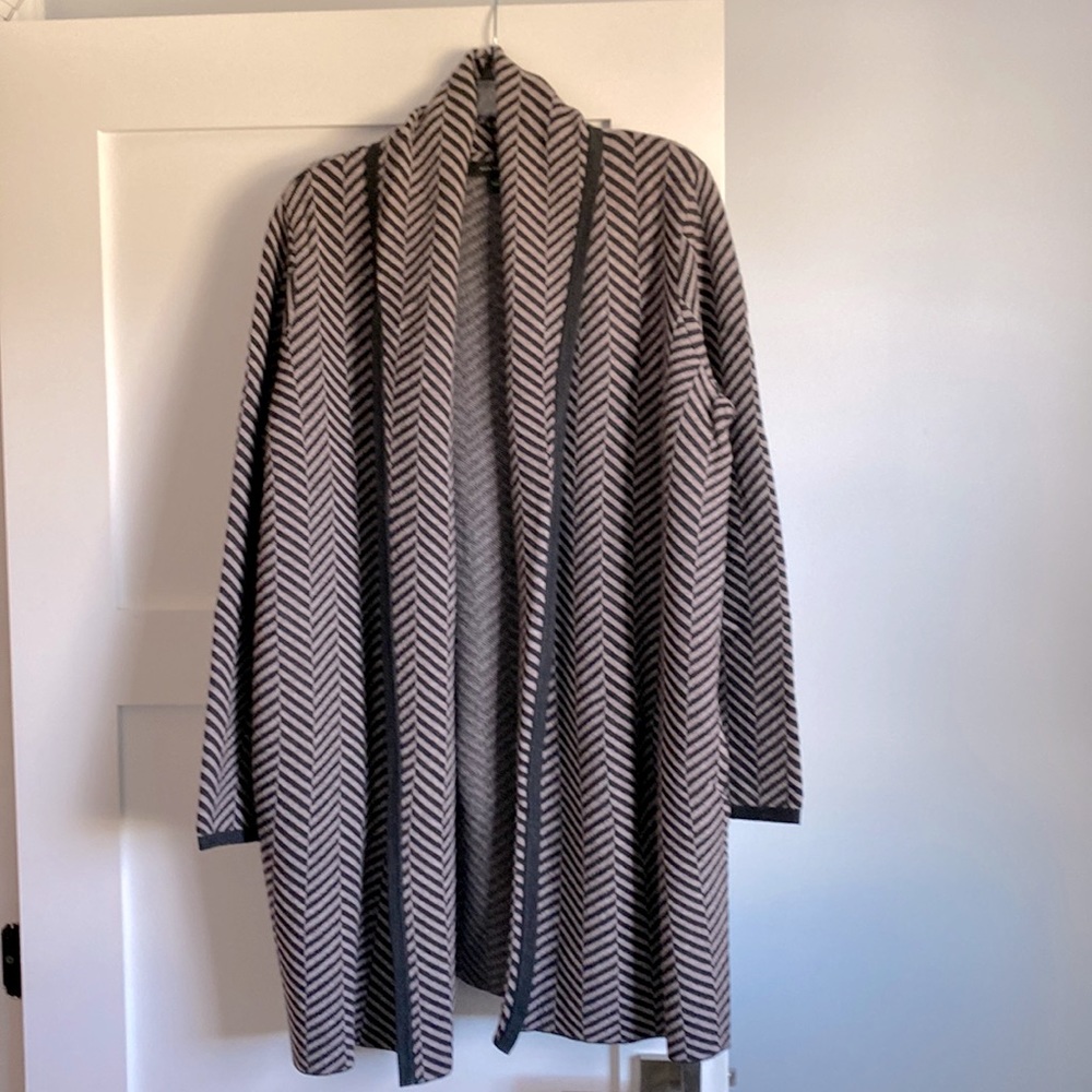 Long open collar knit cardigan